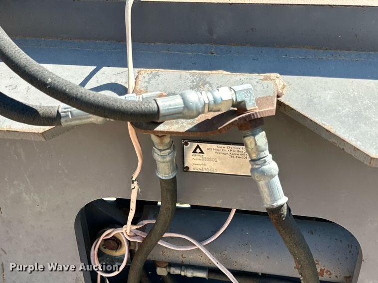 image for item DD3209 Dymax hay bale mover