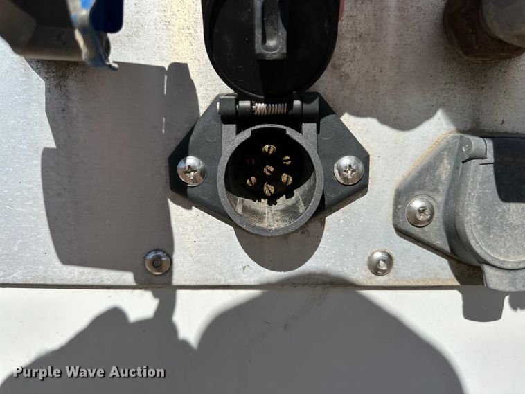 image for item DG4470 2016 Timpte grain trailer