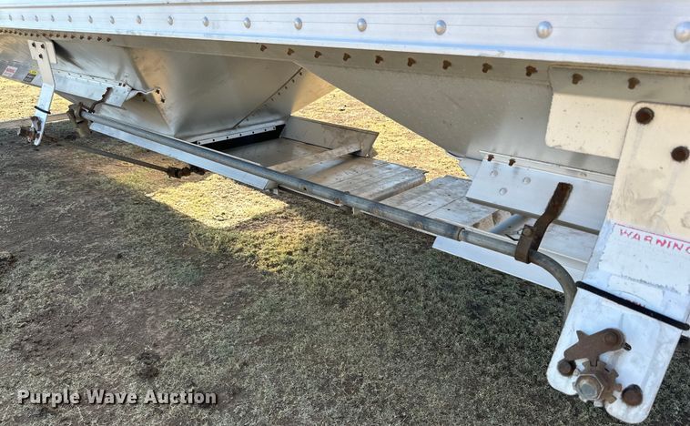 image for item DG4470 2016 Timpte grain trailer