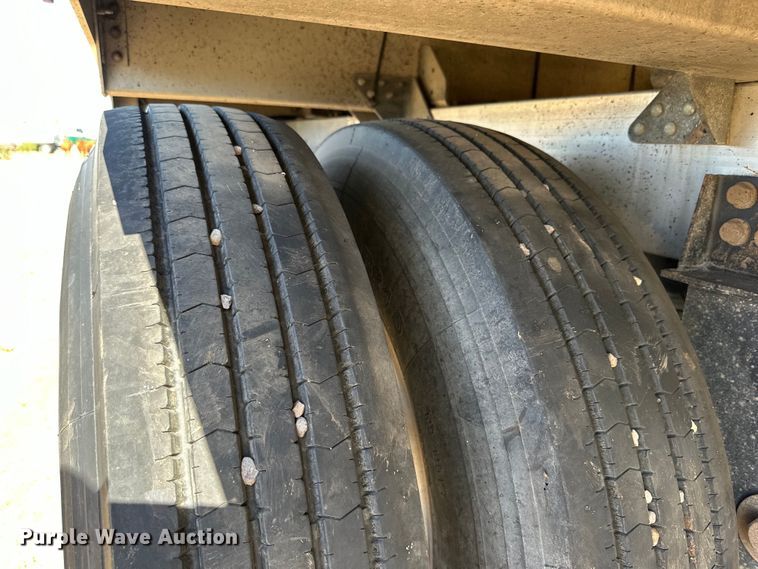 image for item DG4470 2016 Timpte grain trailer