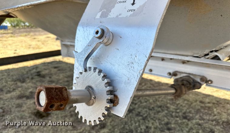 image for item DG4471 2014 Stoughton  AHV-421T-AR-A grain trailer