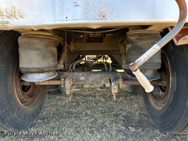 image for item DG4471 2014 Stoughton  AHV-421T-AR-A grain trailer