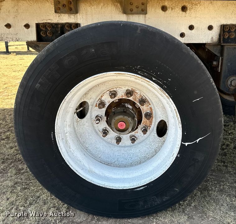 image for item DG4471 2014 Stoughton  AHV-421T-AR-A grain trailer