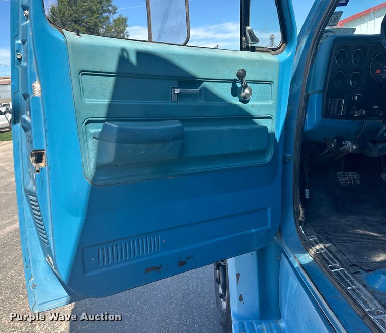 image for item DG4479 1973 Chevrolet C65 grain truck