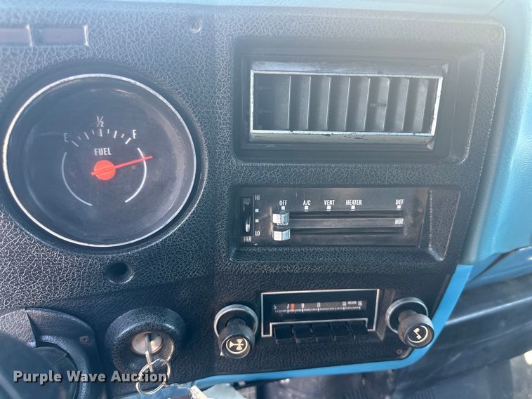 image for item DG4479 1973 Chevrolet C65 grain truck