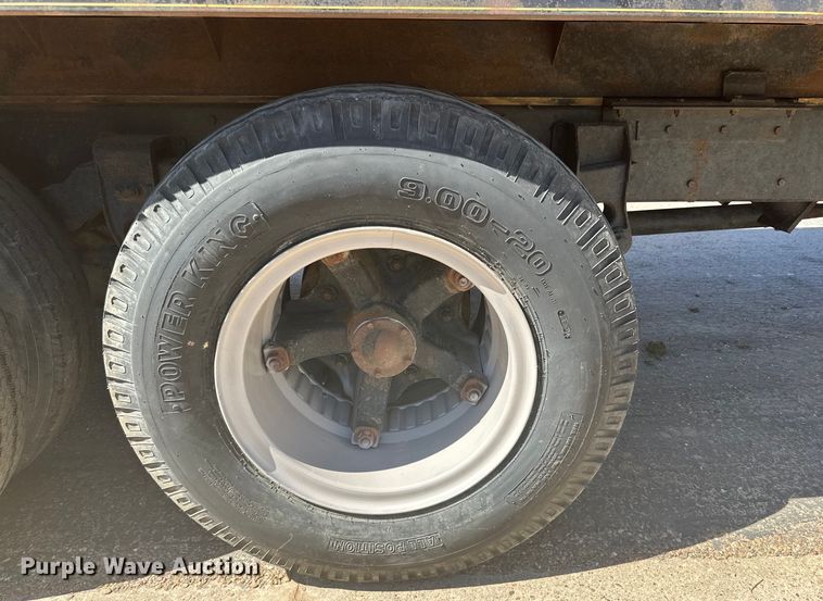 image for item DG4479 1973 Chevrolet C65 grain truck