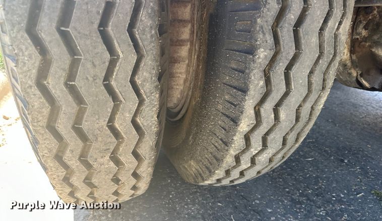 image for item DG4479 1973 Chevrolet C65 grain truck