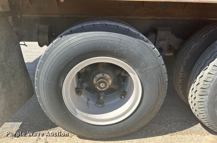 image for item DG4479 1973 Chevrolet C65 grain truck