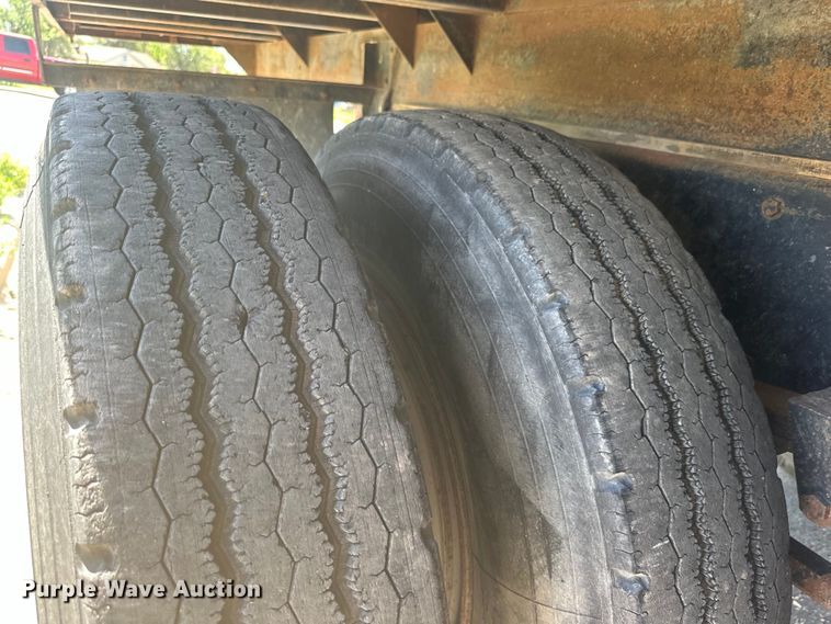 image for item DG4479 1973 Chevrolet C65 grain truck