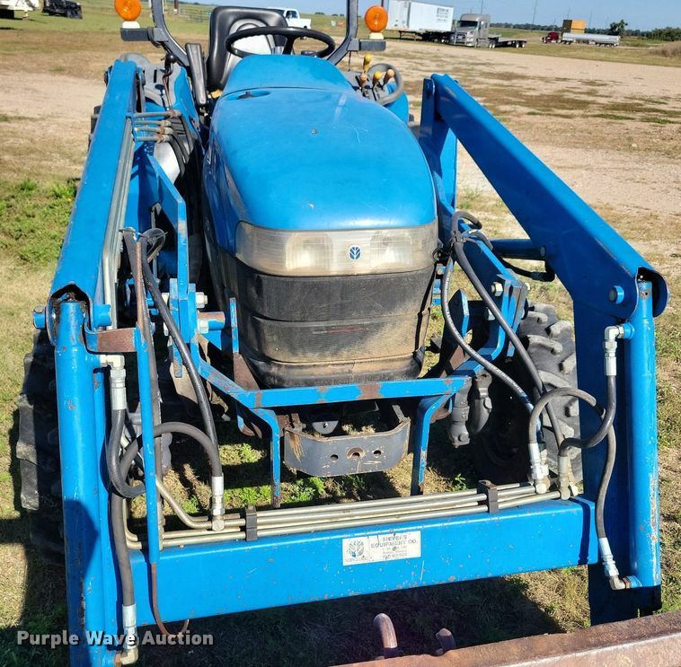 image for item DN3502 1997 Ford New Holland 1630 MFWD tractor