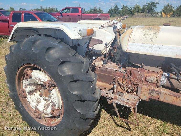 image for item DN3511 1975 David Brown 995 tractor