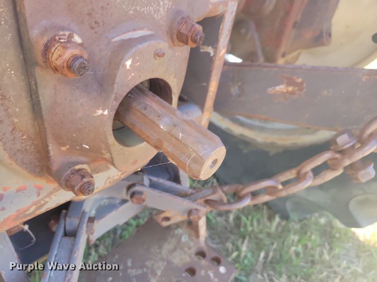 image for item DN3511 1975 David Brown 995 tractor