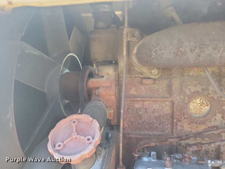 image for item DN3511 1975 David Brown 995 tractor