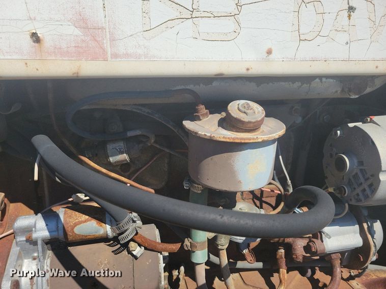 image for item DN3511 1975 David Brown 995 tractor