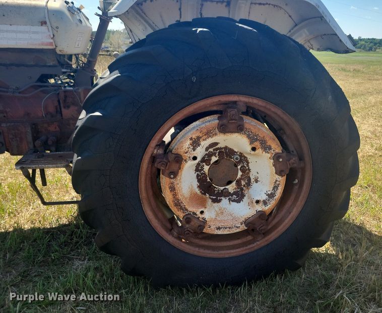 image for item DN3511 1975 David Brown 995 tractor