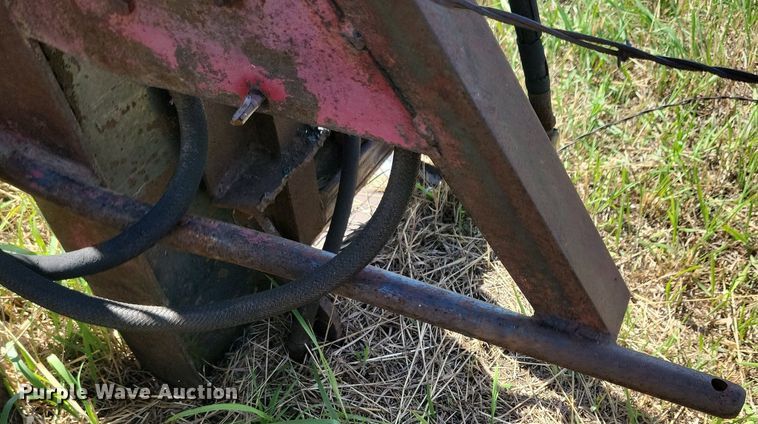 image for item DN3519 Wheatheart Post driver