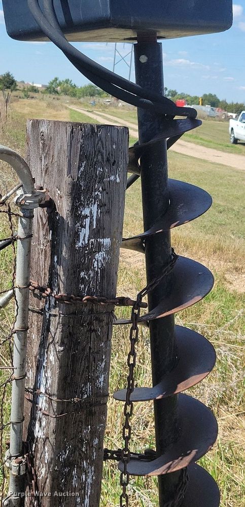 image for item DN3519 Wheatheart Post driver