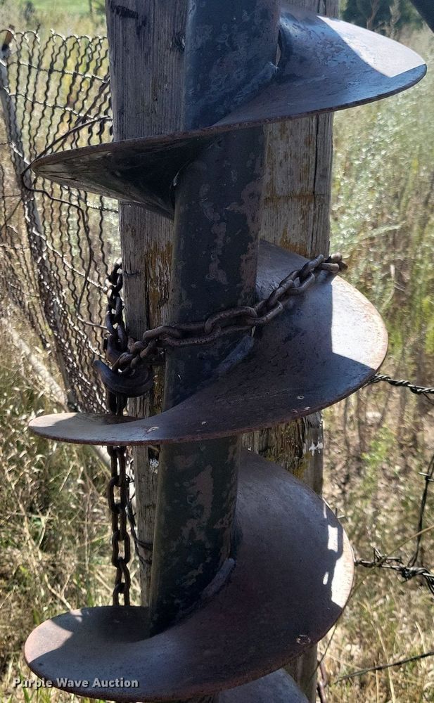 image for item DN3519 Wheatheart Post driver