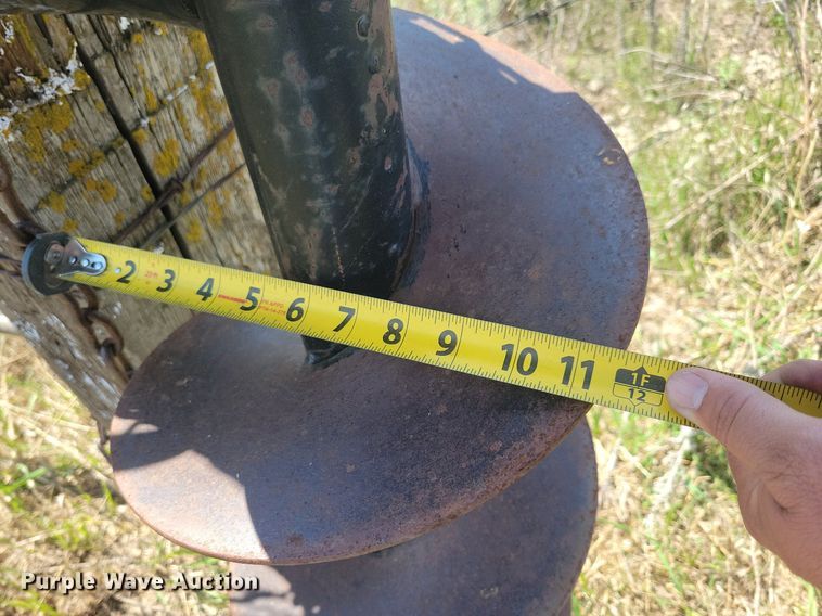 image for item DN3519 Wheatheart Post driver