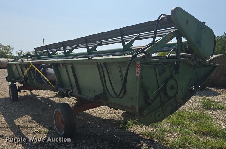 image for item DQ4550 John Deere rigid head