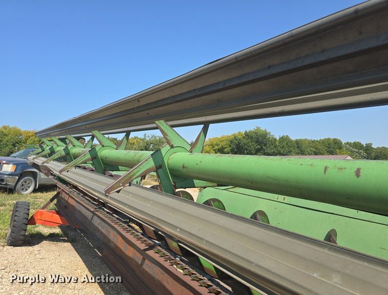 image for item DQ4550 John Deere rigid head