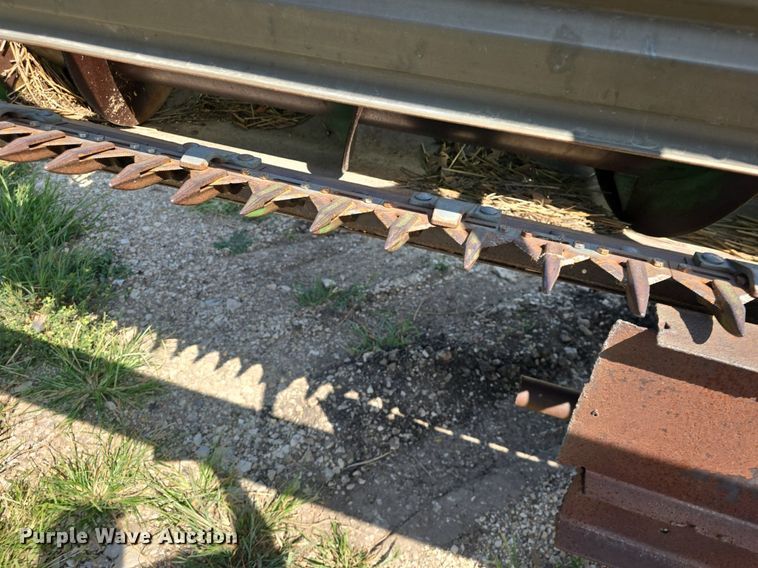 image for item DQ4550 John Deere rigid head