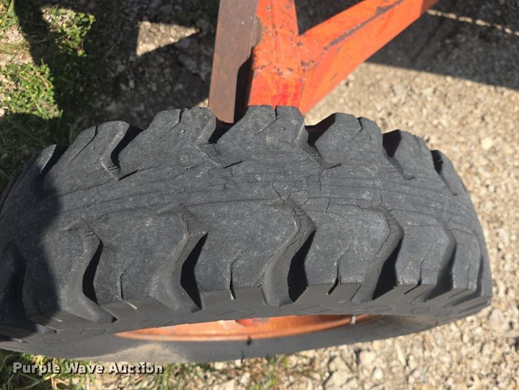 image for item DQ4550 John Deere rigid head