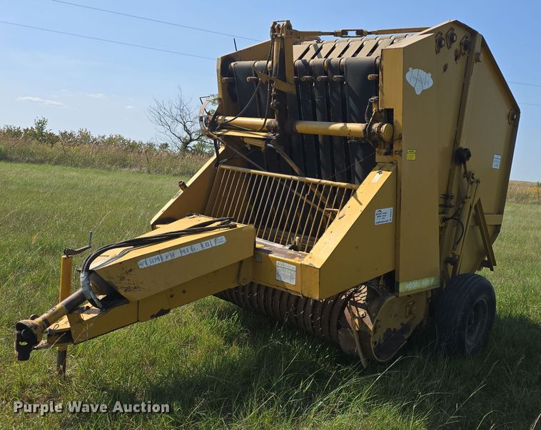 image for item DQ4577 1980 Vermeer 605F round baler