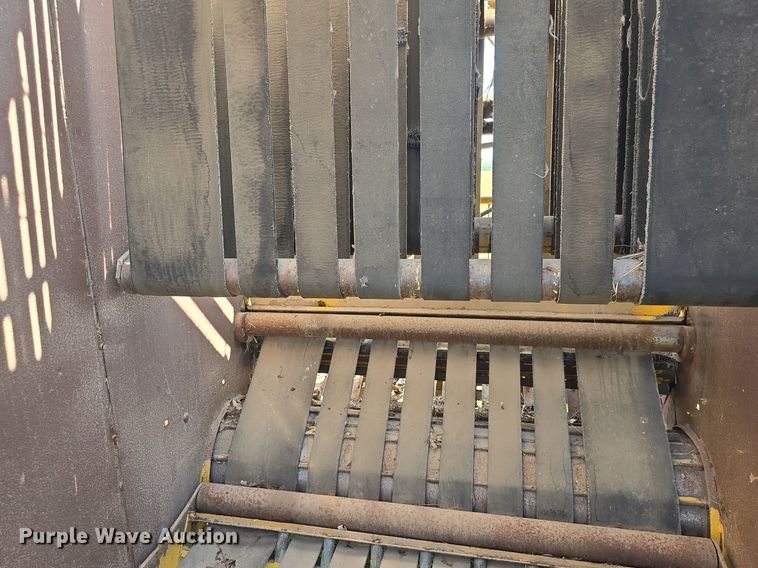 image for item DQ4577 1980 Vermeer 605F round baler