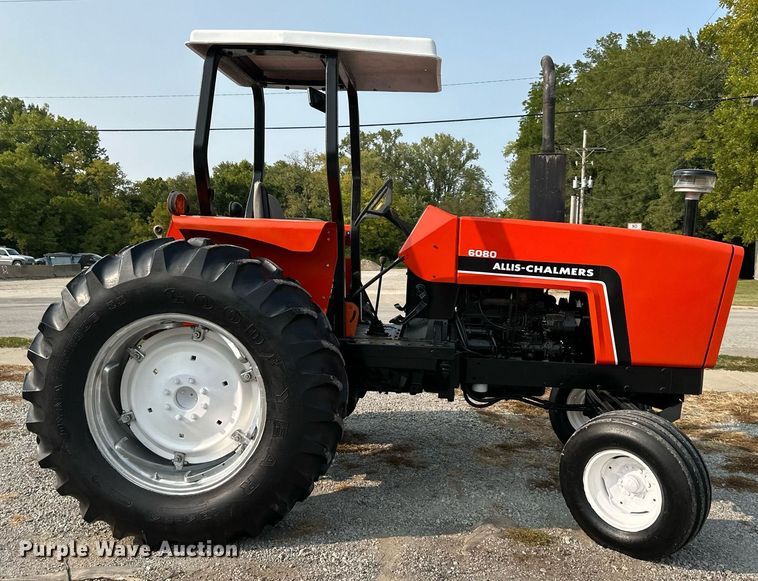 image for item DR2590 1982 Allis Chalmers 6080 tractor