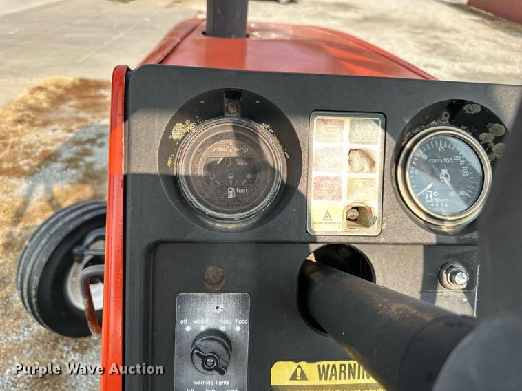 image for item DR2590 1982 Allis Chalmers 6080 tractor