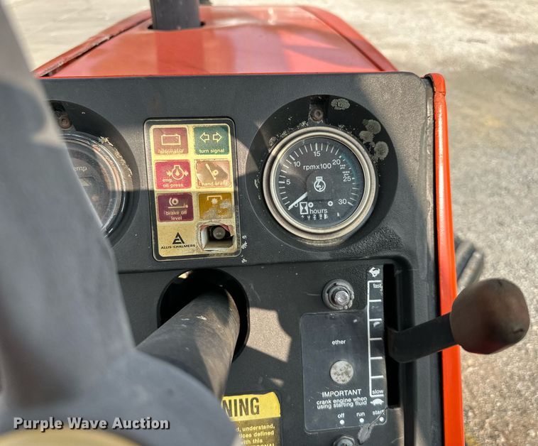 image for item DR2590 1982 Allis Chalmers 6080 tractor