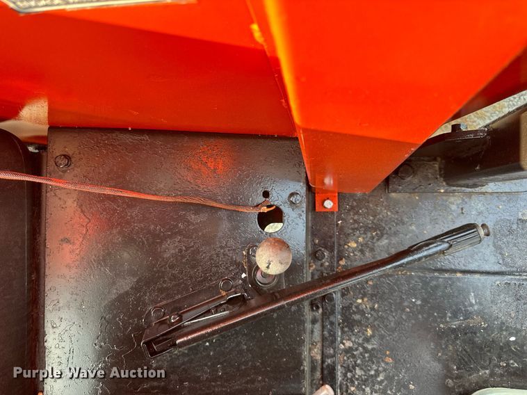 image for item DR2590 1982 Allis Chalmers 6080 tractor