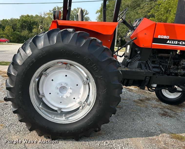image for item DR2590 1982 Allis Chalmers 6080 tractor