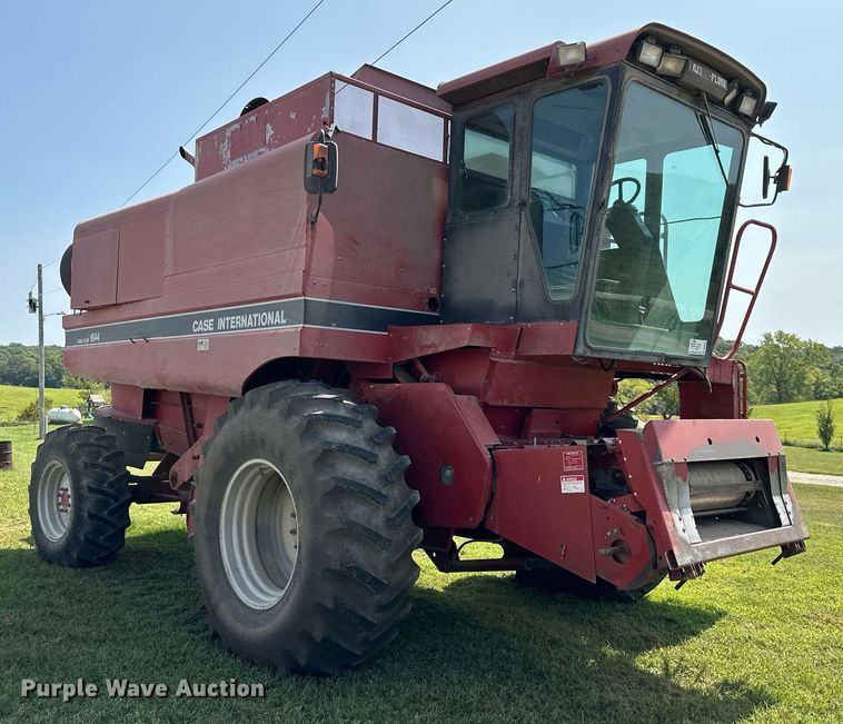 image for item DR2607 Case International  1644 Axial-Flow  RWA combine