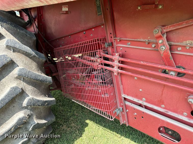 image for item DR2607 Case International  1644 Axial-Flow  RWA combine