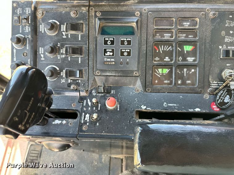 image for item DR2607 Case International  1644 Axial-Flow  RWA combine