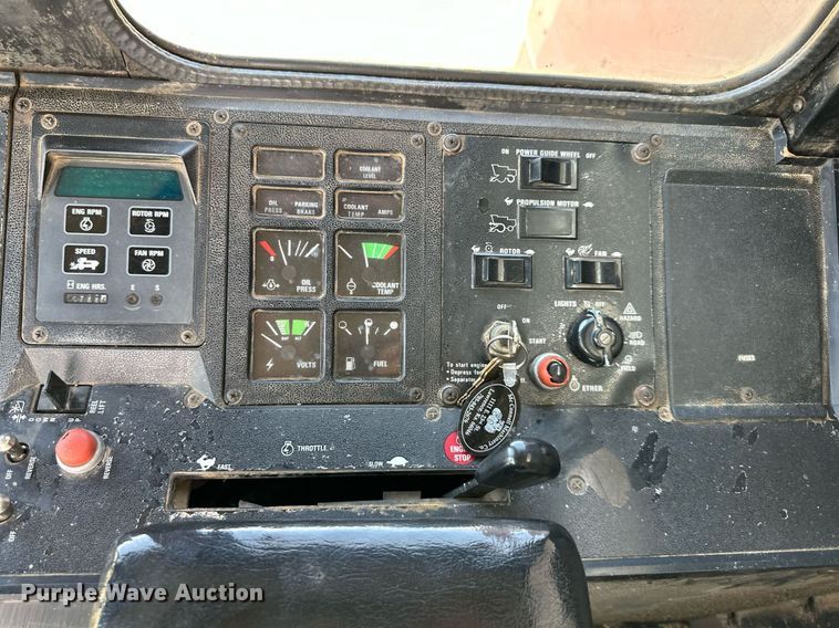 image for item DR2607 Case International  1644 Axial-Flow  RWA combine