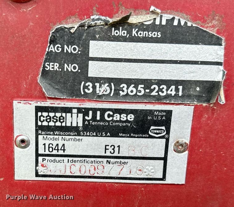 image for item DR2607 Case International  1644 Axial-Flow  RWA combine