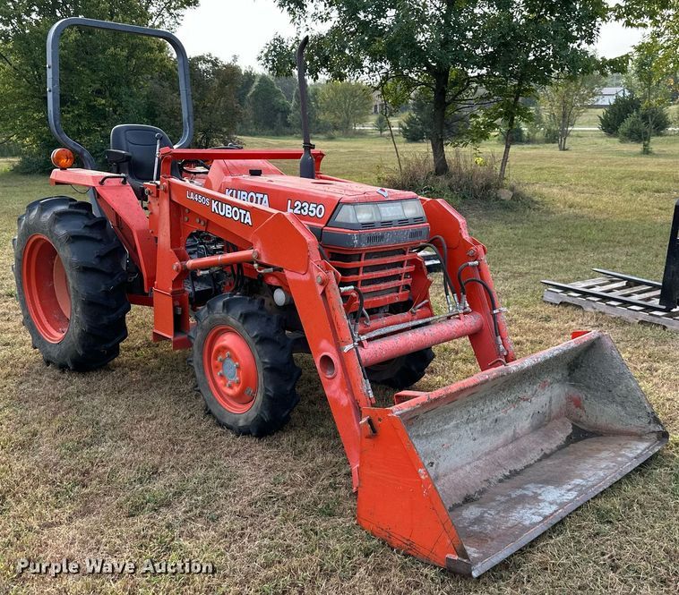 image for item DR2609 1994 Kubota  L2350 MFWD tractor