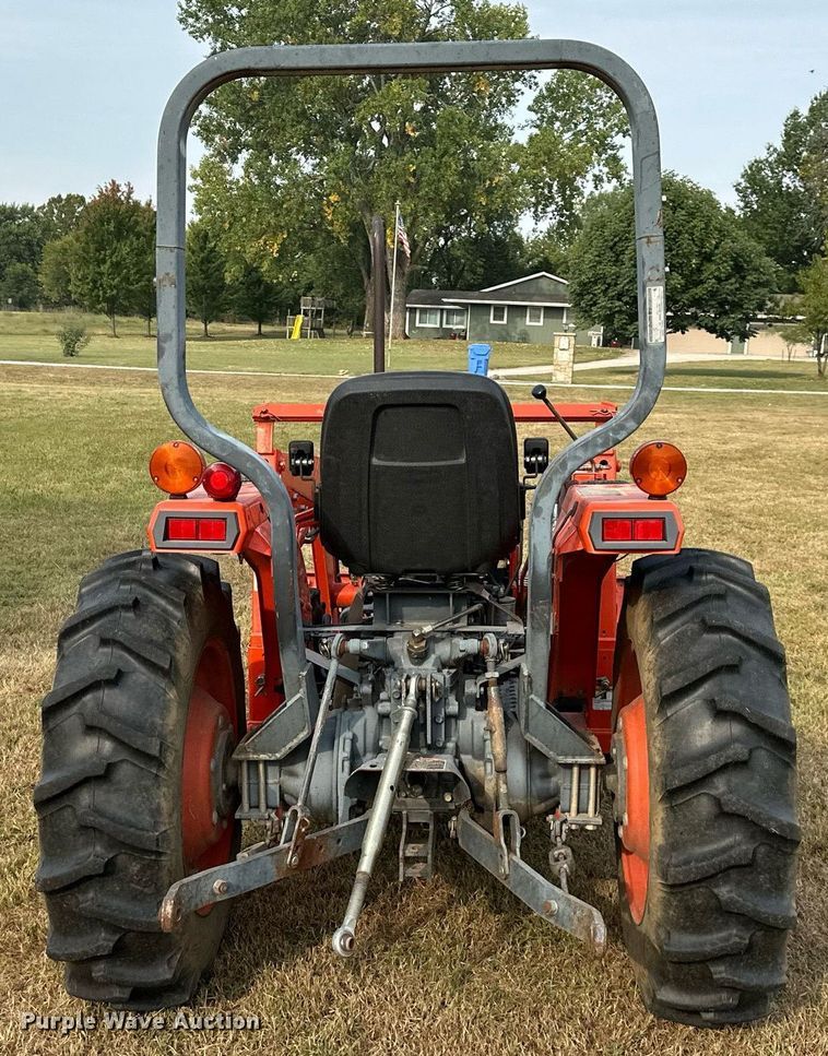 image for item DR2609 1994 Kubota  L2350 MFWD tractor