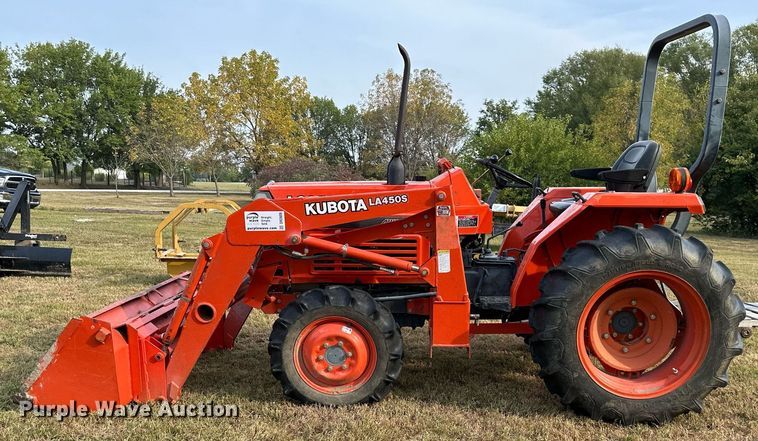 image for item DR2609 1994 Kubota  L2350 MFWD tractor
