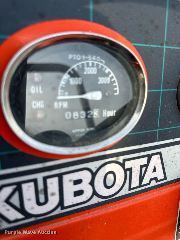 image for item DR2609 1994 Kubota  L2350 MFWD tractor