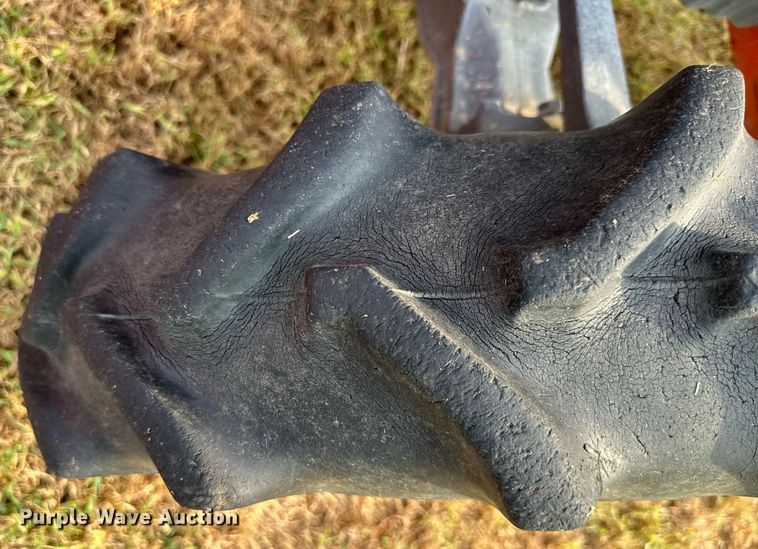 image for item DR2609 1994 Kubota  L2350 MFWD tractor