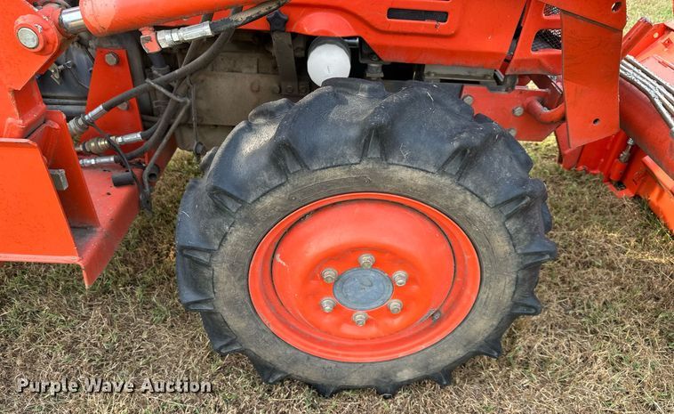 image for item DR2609 1994 Kubota  L2350 MFWD tractor