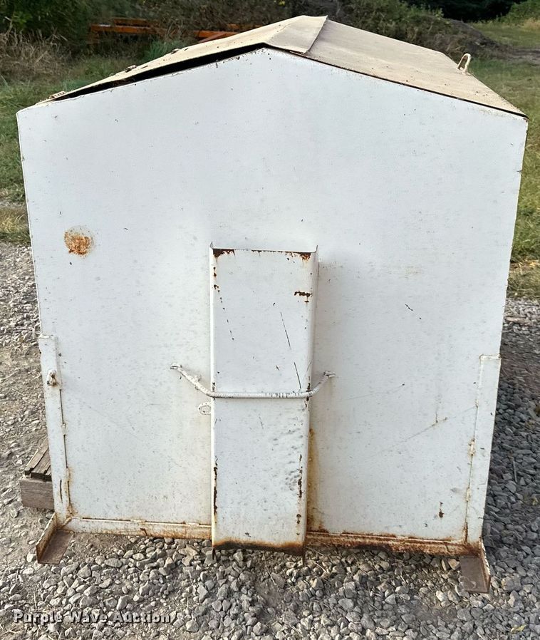 image for item DR2629 Bar-Six  cake feeder 