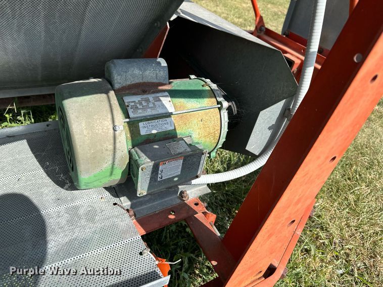 image for item DR2635 Farm Fans  AB-250A grain dryer