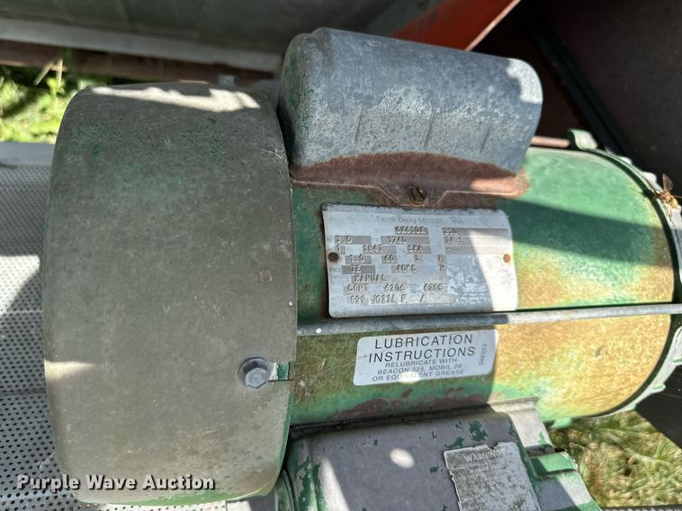 image for item DR2635 Farm Fans  AB-250A grain dryer