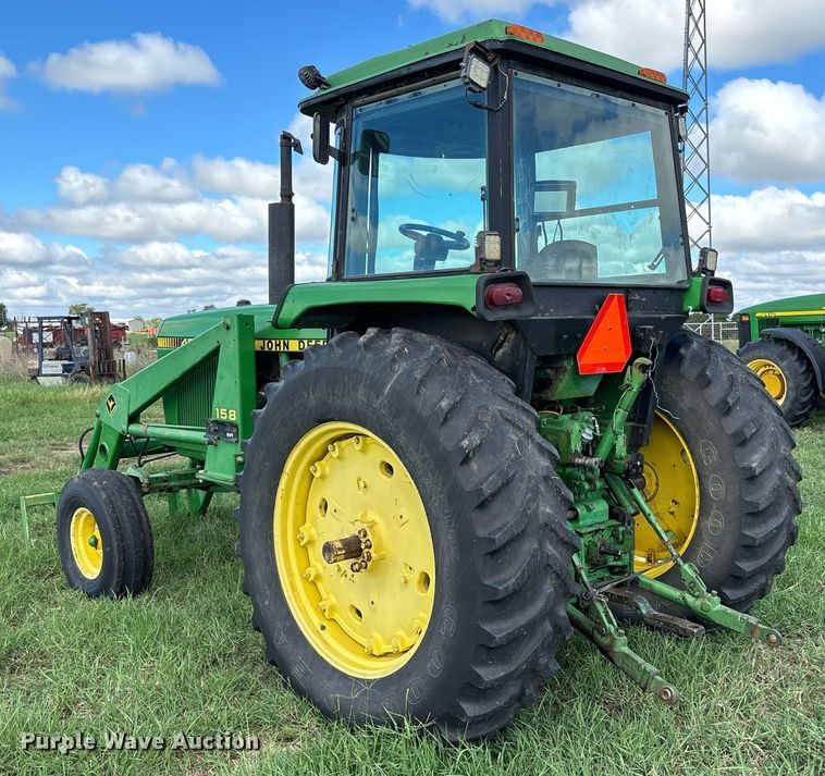 image for item DS2521 1981 John Deere  4240 tractor