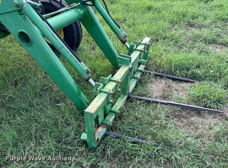 image for item DS2521 1981 John Deere  4240 tractor